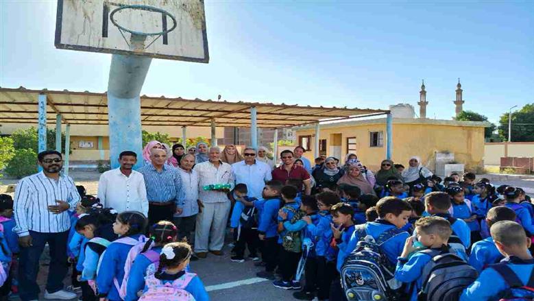 مدارس البحر الأحمر 