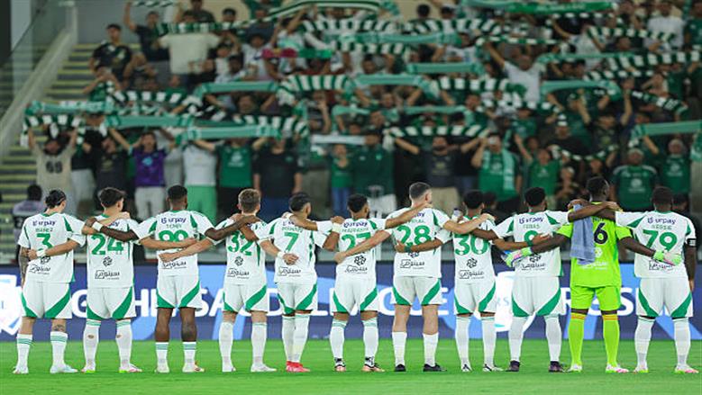 طلب عاجل من الأهلي السعودي قبل مواجهة بيراميدز.. و«فيفا» يوافق