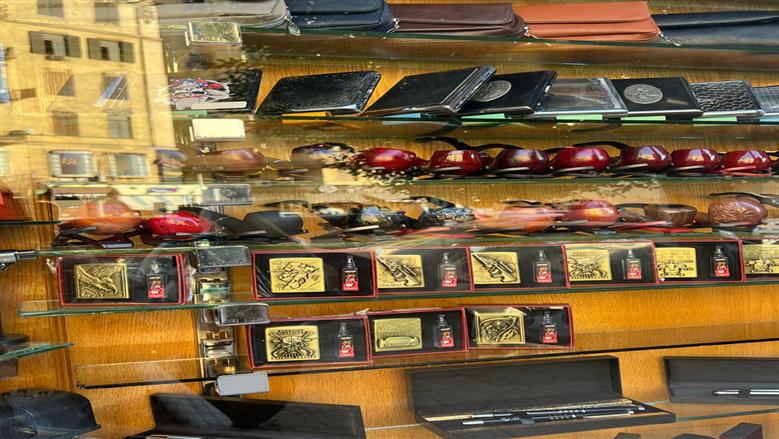 محل «بايب وولاعات».. مزاج الباشوات وولاد الأكابر