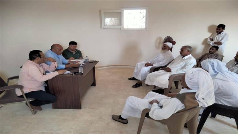 خلال لقاء خدمة المواطنين واستماع قيادات مجلس مدينة مطروح لأهالي قرية علوش