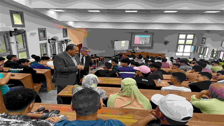 جولة رئيس جامعة بنها الأهلية 