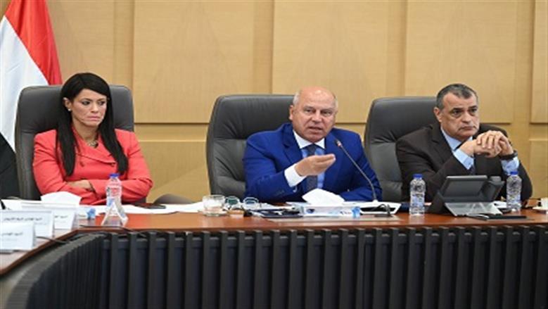 وزير النقل يوجه بإعداد دراسة متكاملة لوضع آليات لحماية الأتوبيسات المصنعة محليا