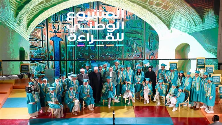 رئيس المعاهد الأزهرية يهنئ الفائزين بالمشروع الوطني للقراءة