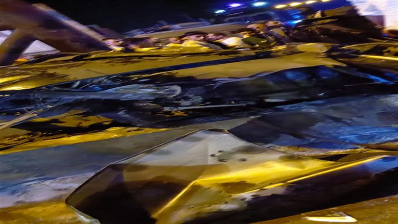 حادث تصادم بين 3 سيارات في البحيرة