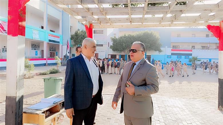 وكيل وزارة التربية والتعليم بالفيوم يتابع سير الدراسة