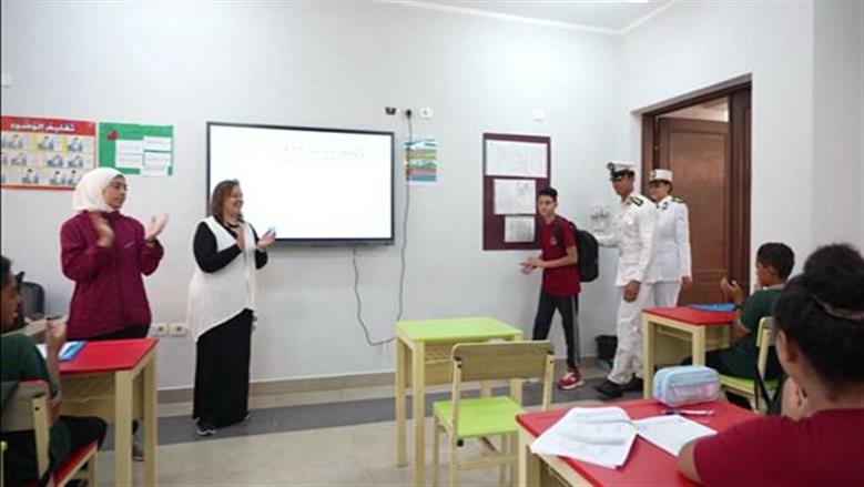 الداخلية تصطحب أبناء الشهداء إلى مدارسهم فى أول أيام العام الدراسى الجديد