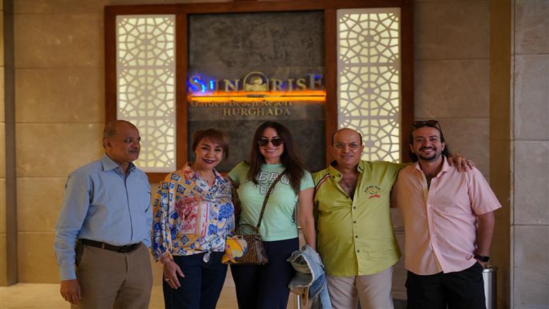 وصول النجوم مهرجان الغردقة لسينما الشباب