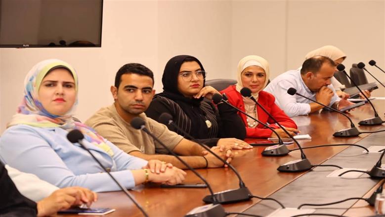 اجتماع محافظ دمياط