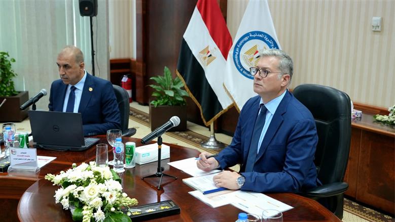 «أموك» تنجح في تصدير 70 ألف طن زيوت ومنتجات بترولية بـ65 مليون دولار