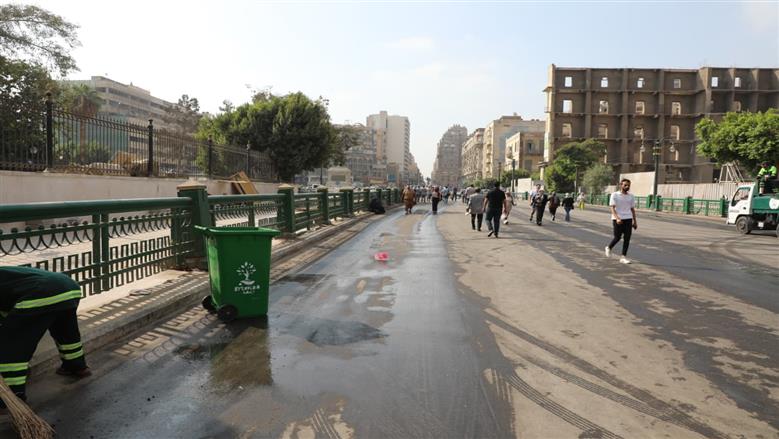 افتتاح الطريق 