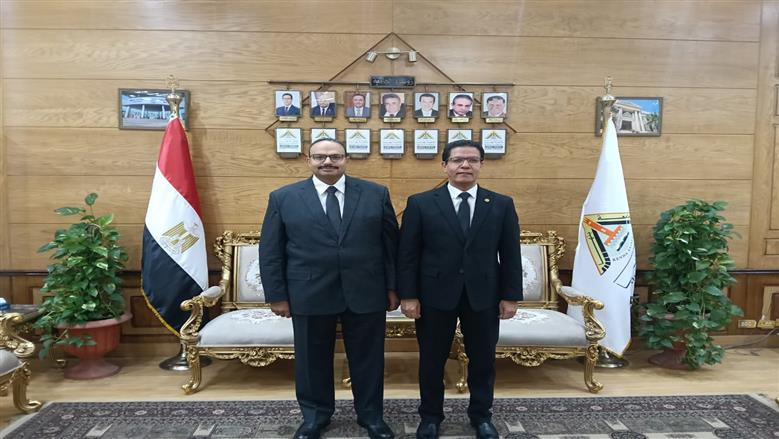 الدكتور محمد سعيد عميد كلية هندسة شبرا