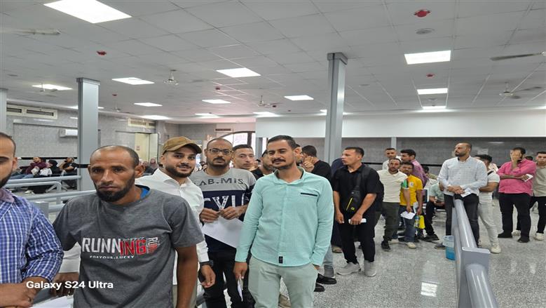 محمد جبران: استمرار اختبارات المرشحين للعمل في الأردن