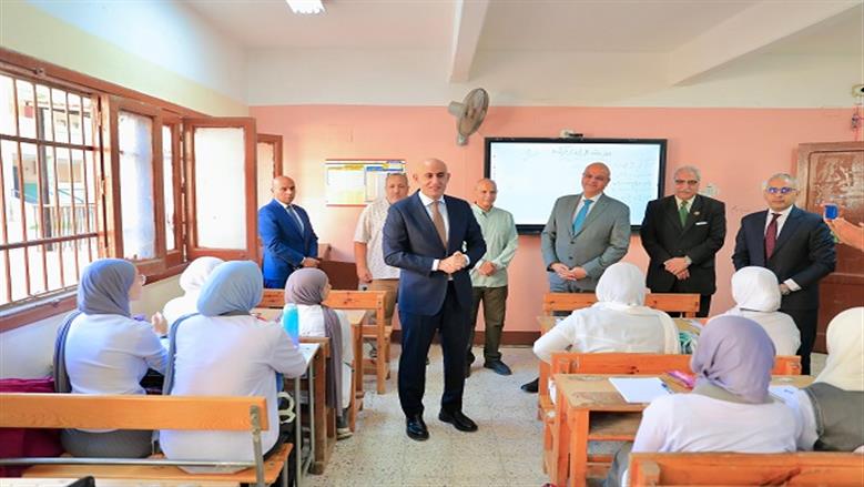 رابط تقييمات الصف الأول الثانوي لجميع مواد الترم الأول.. «تابع لحظة بلحظة»