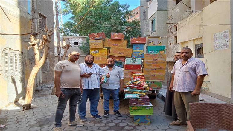ضبط مواد غذائية منتهية الصلاحية