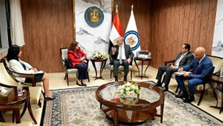 وزير البترول يبحث استثمارات شركة شل العالمية لاستكشاف وإنتاج الغاز بمصر