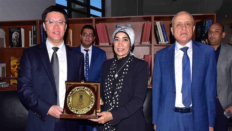 محافظ الأقصر يفتتح اللقاء المصري الصيني
