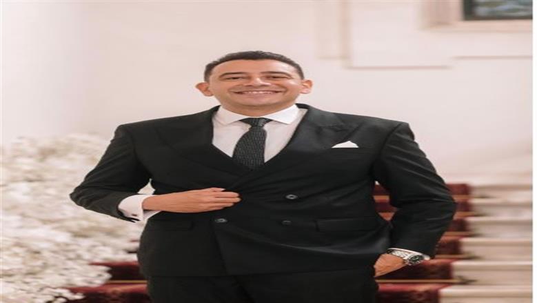 .........