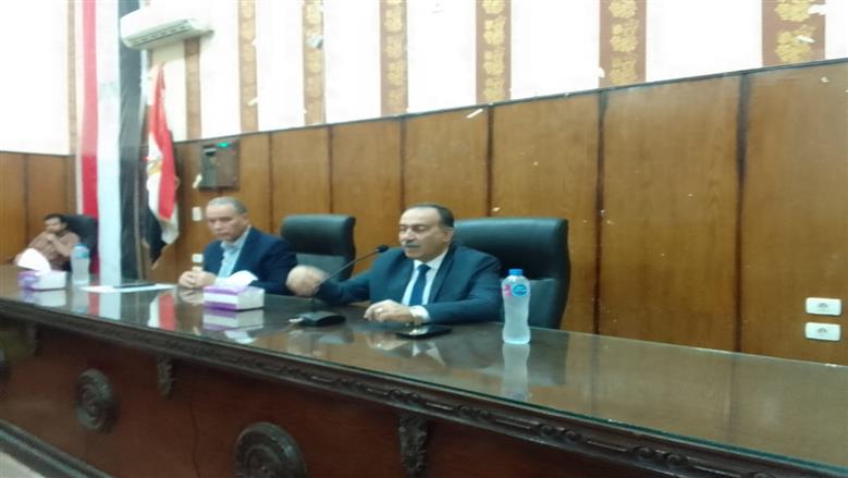 محافظ أسيوط يعلن بدء تشغيل مستشفى المعلمين بعد توقف سنوات.. خدمات بأسعار رمزية