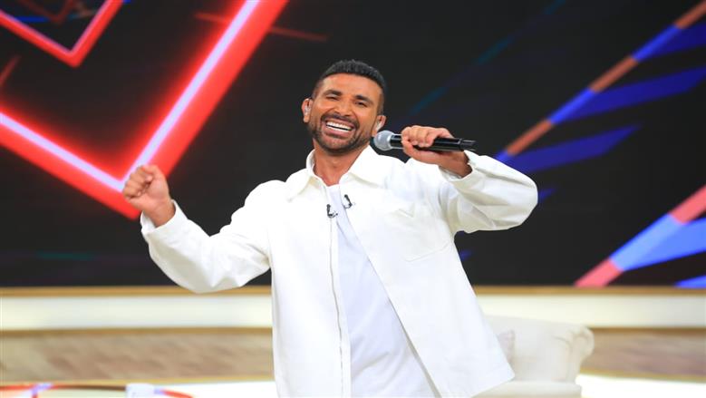 «على 3 أجزاء».. تفاصيل حلقة أحمد سعد مع الإعلامية منى الشاذلي
