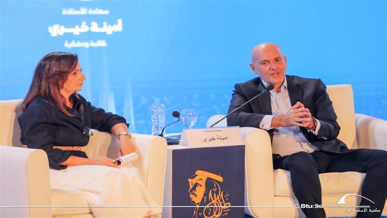 جلسة حوارية حول الجانب الإنساني لرحلة الأمير الراحل طلال بن عبد العزيز