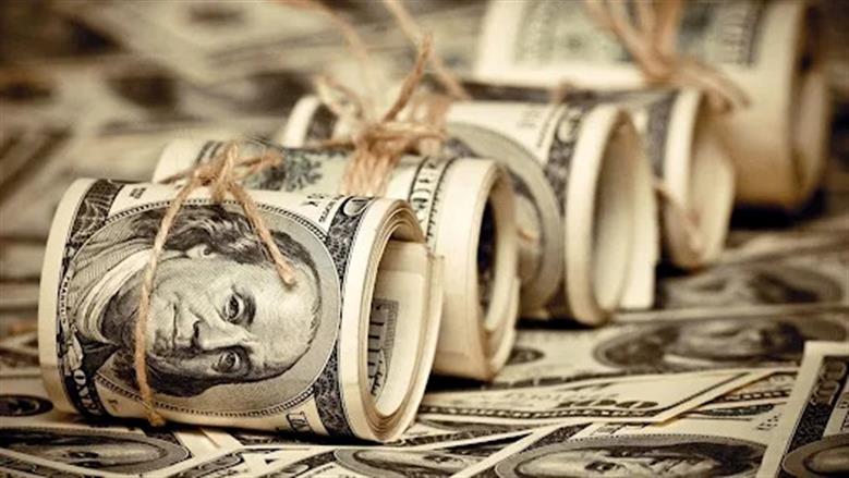 آخر سعر للدولار أمام الجنيه المصري قبل بداية التعاملات اليوم الأربعاء 10-9-2025