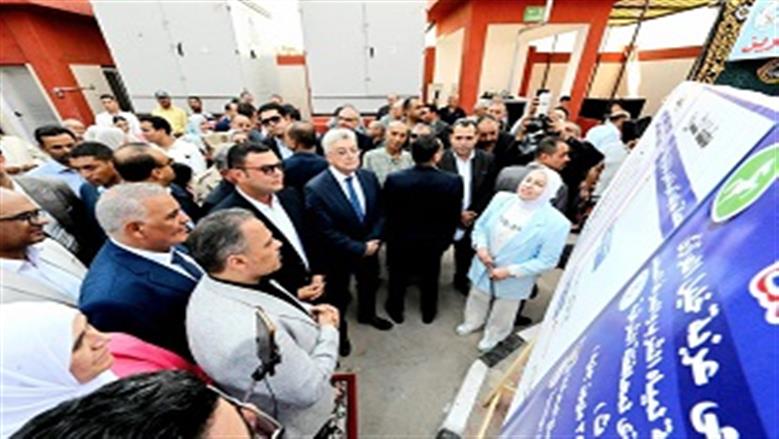 وزير الإسكان ومحافظ الشرقية يفتتحان محطة صرف صحي «خليل العزازي» بالزقازيق