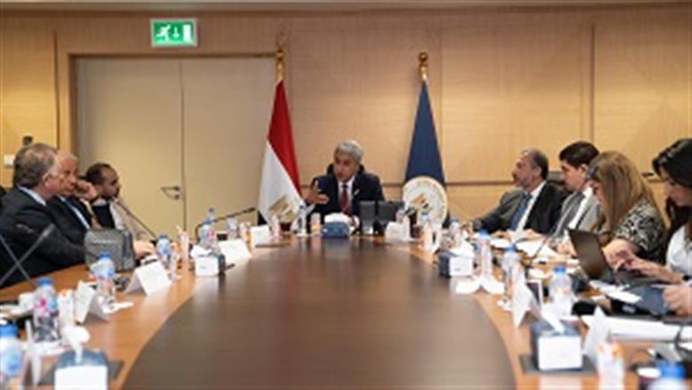 وزير السياحة يبحث مع وفد تركي الاستثمار في مجال الفنادق بمصر 