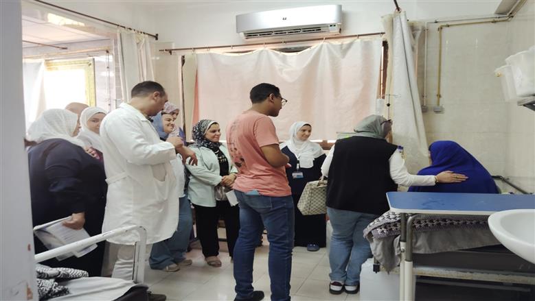 وكيل وزارة الصحة بالفيوم تتفقد مستشفى الحميات