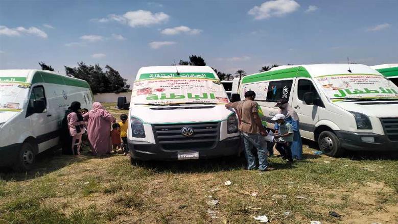 الكشف على 718 شخصا في قافلة طبية مجانية بقرية أبو سلطان بالإسماعيلية