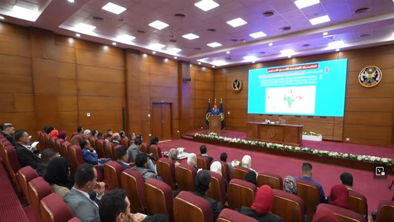«الداخلية» تواصل عقد ورش عمل للكوادر الشبابية لمواجهة مخططات إسقاط الدول (فيديو)