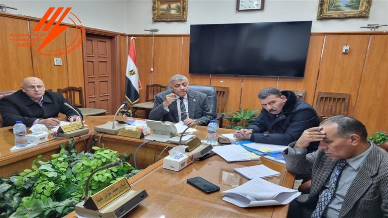 قيادات كهرباء الاسكندرية خلال جلسات الاستجابة لمطالب العاملين
