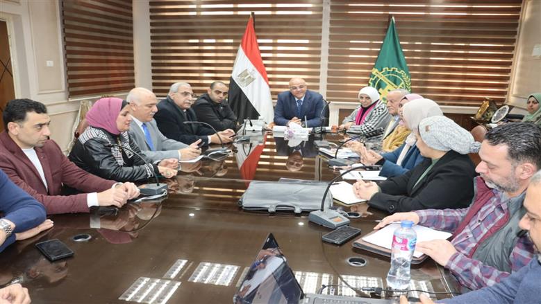 اجتماع محافظ القليوبية