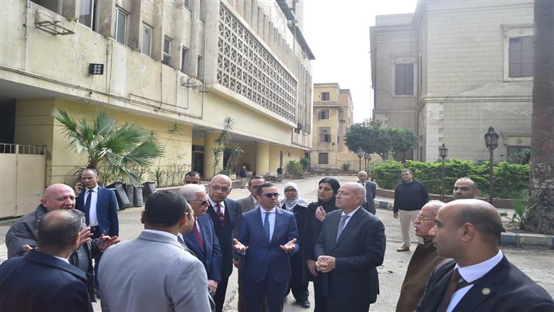 جولة تفقدية لوزير الاستثمار ومستشار رئيس الجمهورية ومحافظ القاهرة بمربع