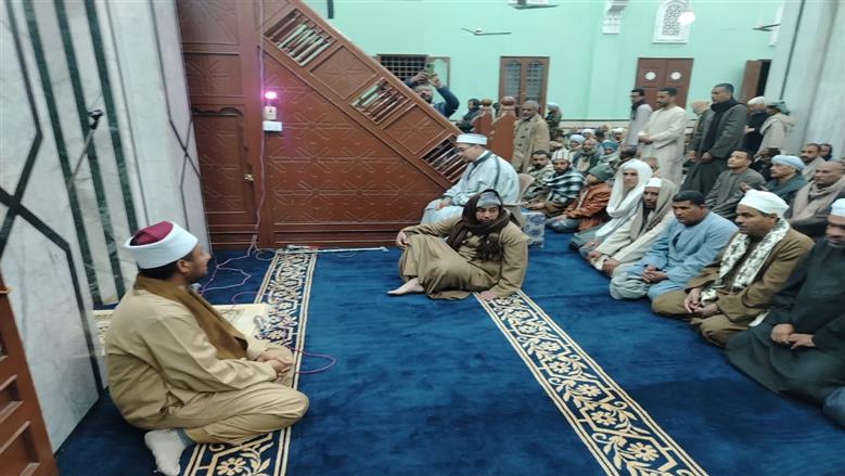 ساحة الشيخ الطيب بالقرنة تحتفل بمولد السيدة زينب رضي الله عنها في أجواء إيمانية وروحانية