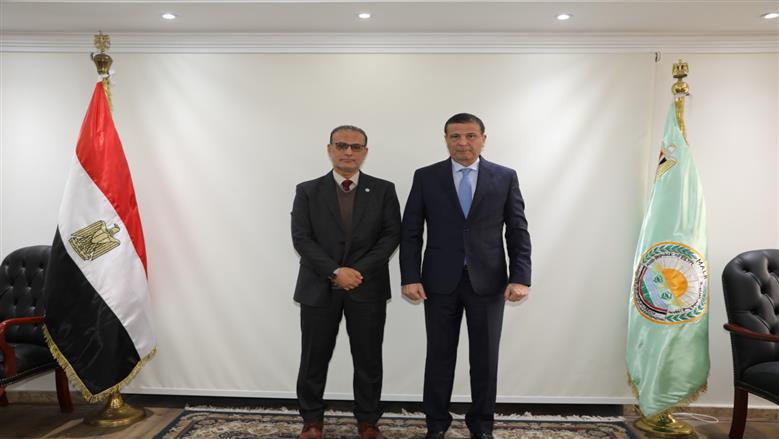 وزير الزراعة يبحث مع «مكافحة الجراد الصحراوي» سبل تعزيز التعاون الإقليمي