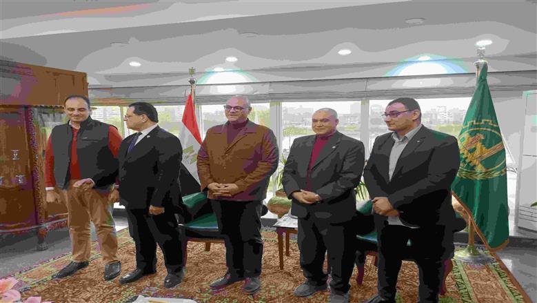 لقاء محافظ القليوبية