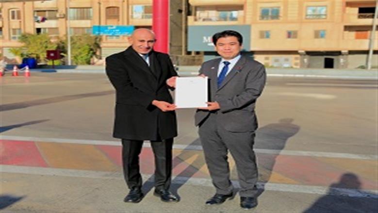 وزير التعليم يصطحب نظيره الياباني لتفقد محور شينزو آبي..ويسلمه رسالة من الرئيس السيسي