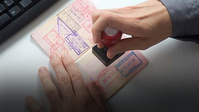 مستندات إصدار وتجديد جواز سفر القاصرين المقيمين بالخارج.. يُلزم حضور ولي الأمر