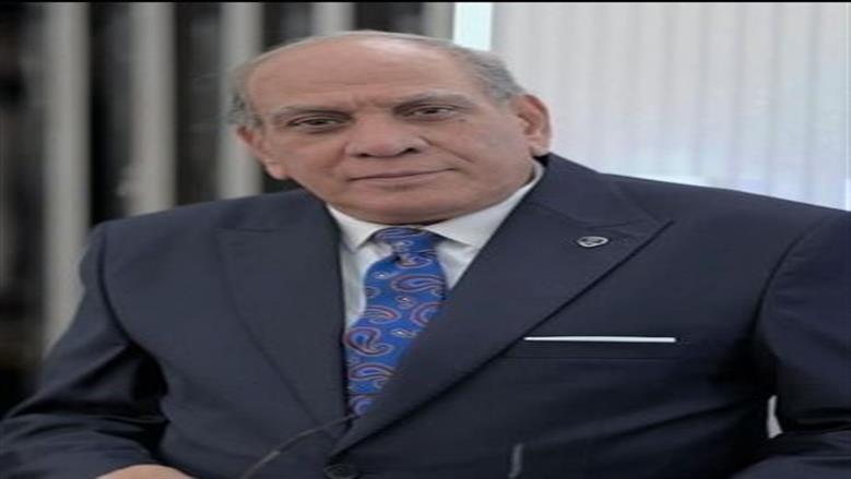 منير مكرم يحتفل بخطوبة نجله على فتاة من خارج الوسط الفني