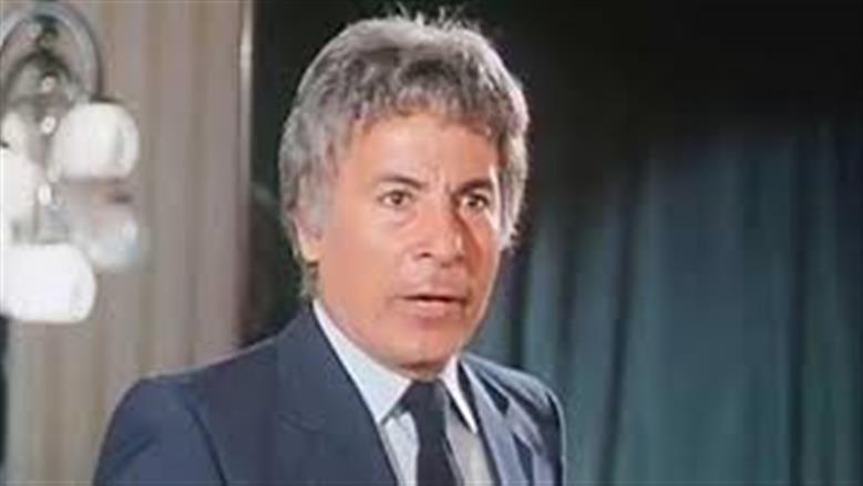 بصورة ورسالة.. أحمد سعيد عبدالغني يحيي الذكرى السابعة لوفاة والده
