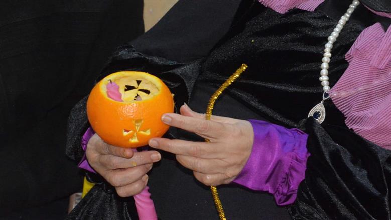 من رمضان للغطاس.. «فانوس المحبة» يجمع عائلتي «أحمد» و«عبدالشهيد»