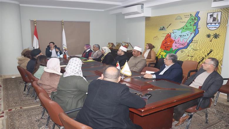 نائب محافظ بني سويف يترأس اجتماع اللجنة الدائمة لمناهضة العنف ضد المرأة