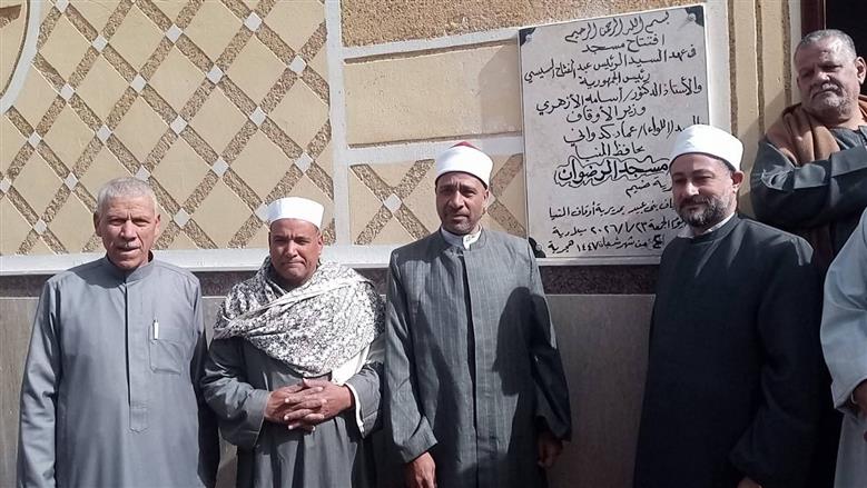 محافظ المنيا يفتتح 3 مساجد جديدة بمركز أبوقرقاص 