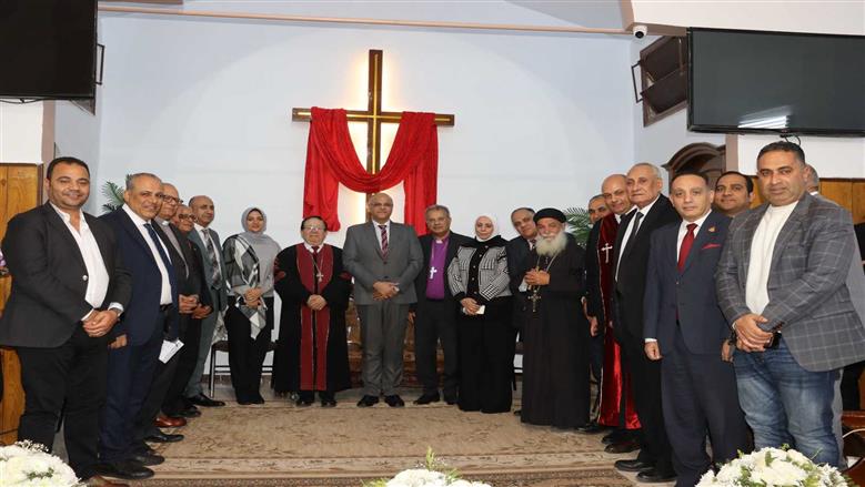 محافظ القليوبية يشارك في مراسم تنصيب القس رفيق دويب راعياً للكنيسة الإنجيلية ببنها