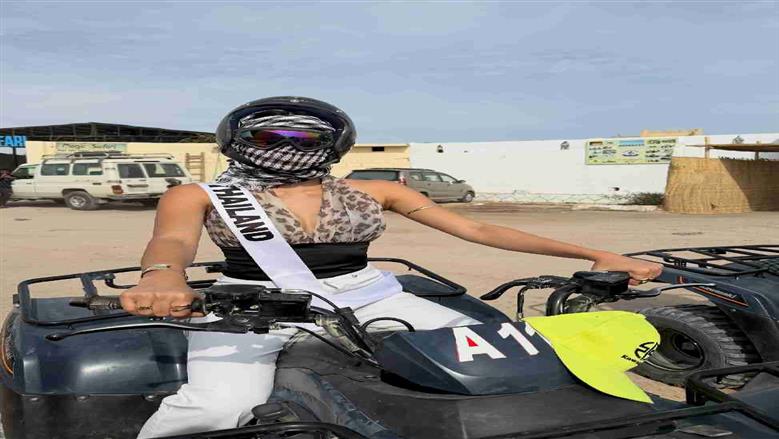 ملكات جمال العالم في الغردقة