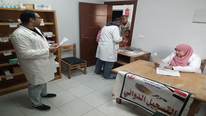 قافلة طبية لخدمة قرية بني خليفة في بني سويف ضمن مبادرة حياة كريمة