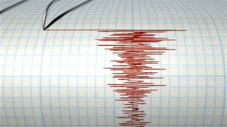 زلزال بقوة 5.7 درجة يضرب جزيرة جاوة الإندونيسية.. ما عمقه؟ 