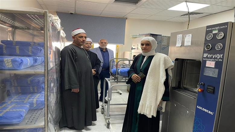 أوقاف الفيوم خلال زيارة معهد الأورام