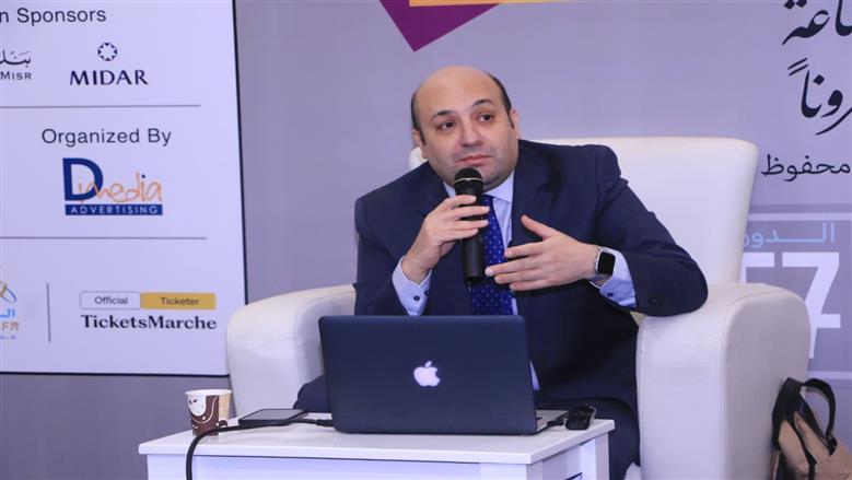 محمود التميمي من معرض الكتاب: نجيب محفوظ تبرع بقيمة جائزة «نوبل»