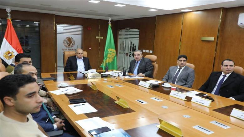 محافظ المنيا يتابع جولة الإعادة لانتخابات «النواب 2025» من مركز السيطرة